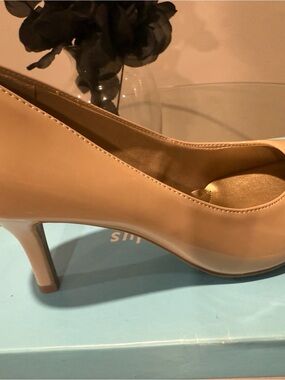 Classic Women’s Nude Pump - Sleek High Heel